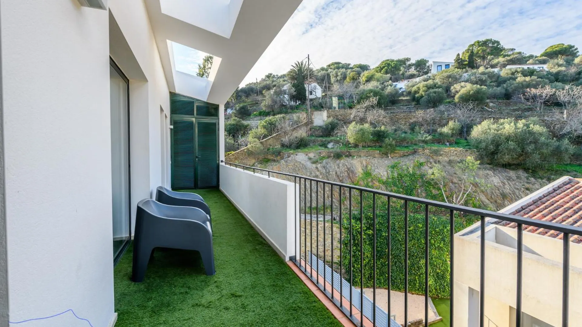 Duplex Sa Tarongeta - 5' Playa I Vistas I Terraza 20M2 I Ascensor I Equipado Apartment Cadaques 0*,  Spain