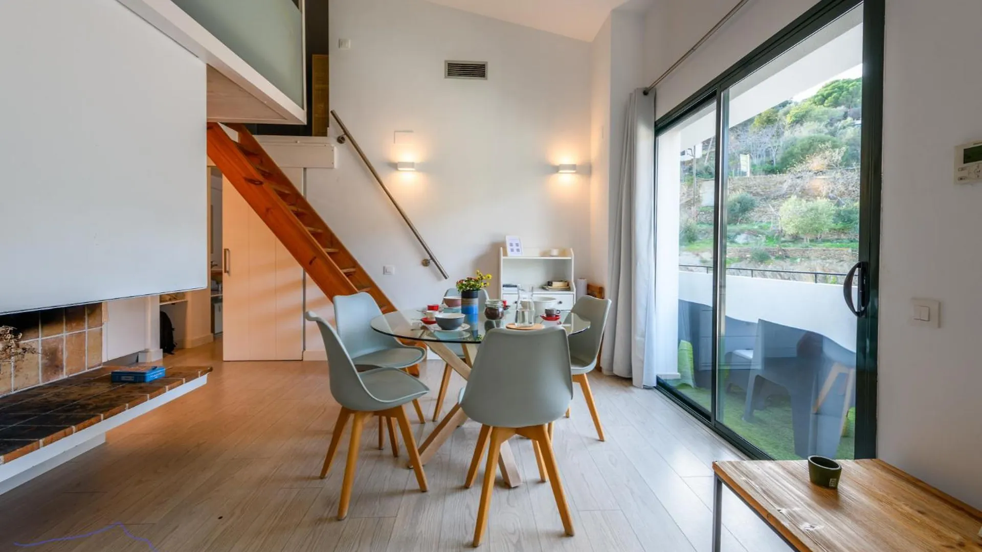 Duplex Sa Tarongeta - 5' Playa I Vistas I Terraza 20M2 I Ascensor I Equipado Apartment Cadaques