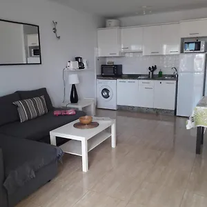 https://departamento-joelle.in-canary-islands.com