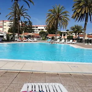 https://bungalows-los-arcos-by-la-piedra-viva.in-canary-islands.com